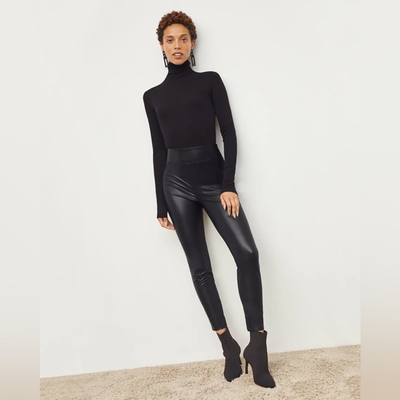 M.M.Lafleur The Harrington Legging - Vegan Stretch Leather in Black - Picture 1 of 5